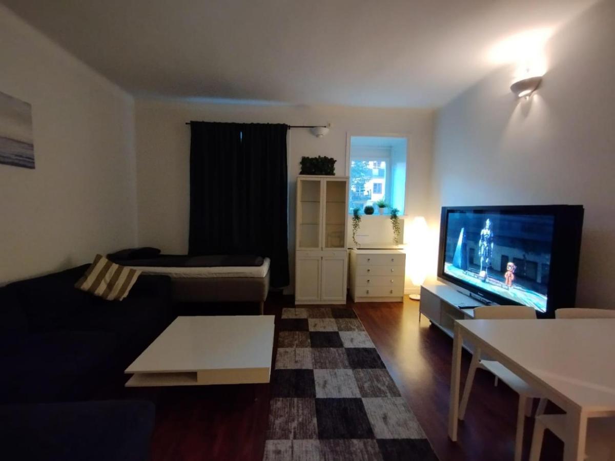 Furnished 58 M2 Restaurant In The Heart Of City ! สต็อกโฮล์ม ภายนอก รูปภาพ